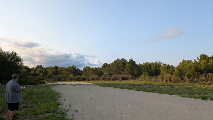 PXL_20250604_180823145.NIGHT