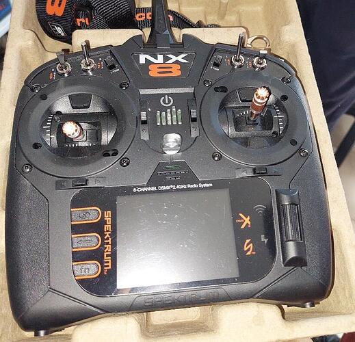 Radio spektrum NX8