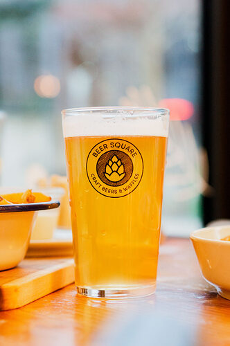 pinte-de-biere-bar-1021x1536